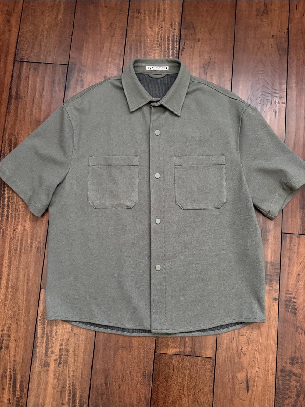 Zara Olive Green Short-Sleeve Button-Front Casual Shirt